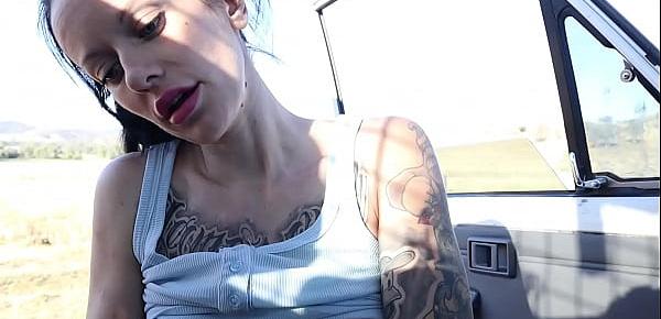  BIG TIT Big Thick ASS Tattooed Mature Milf Celebrity Gives Stranger a Blowjob In The Outback For a Lift Home - Melody Radford